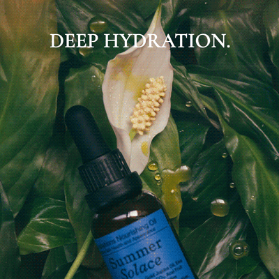 Natural Radiance & deep hydration oil for mature skin vitality.
