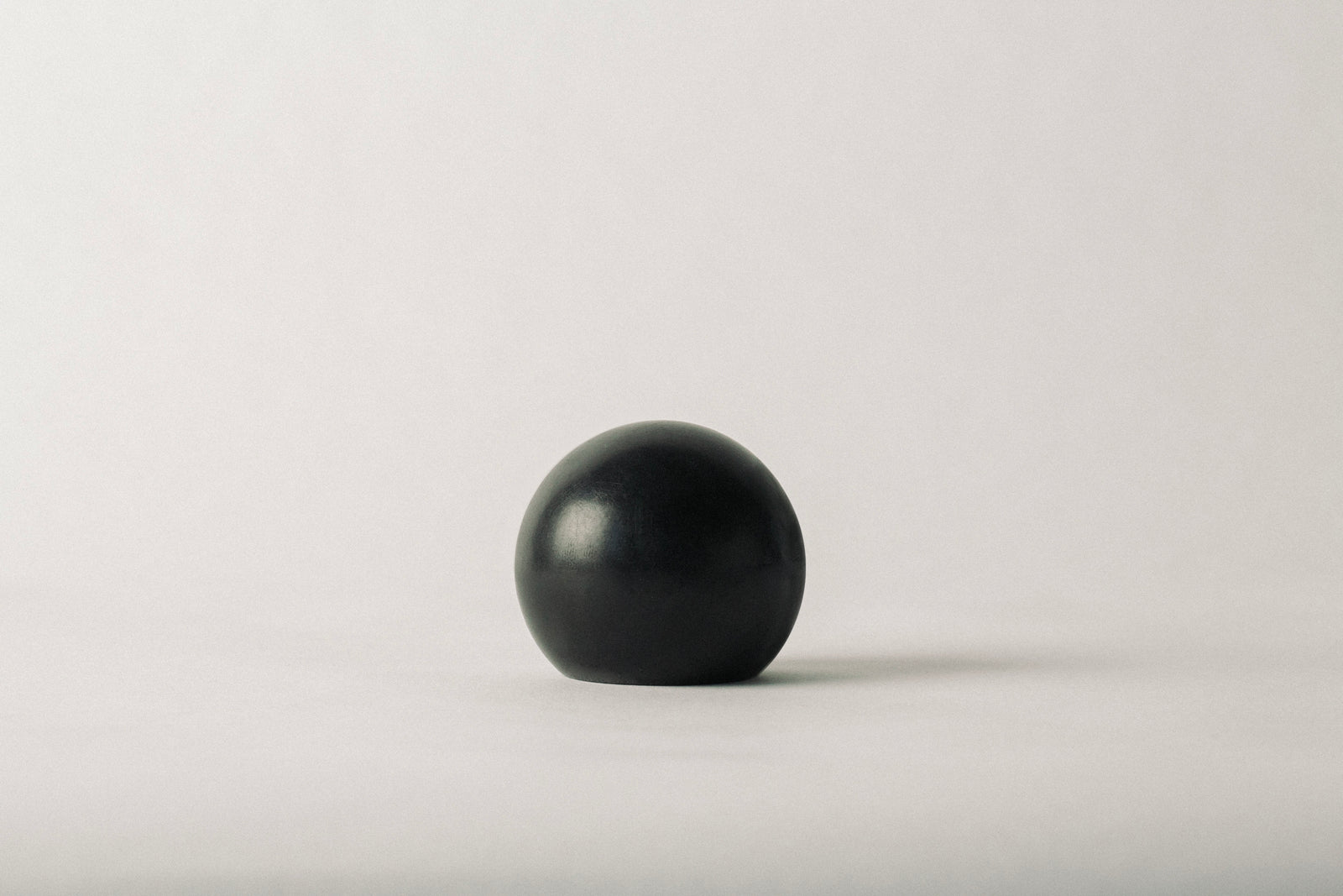Popular Gardener’s Tallow Sphere Soap: Deep Cleansing & Hydrating with Coconut Shell-Activated Charcoal