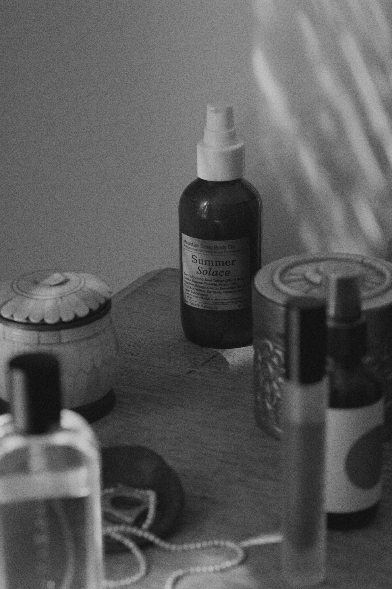 Summer Solace Tallow - Mountain Song Tallow Body & Hair Oil • Petrichor, Gardenia, Honeysuckle - Face and Hair Oil
